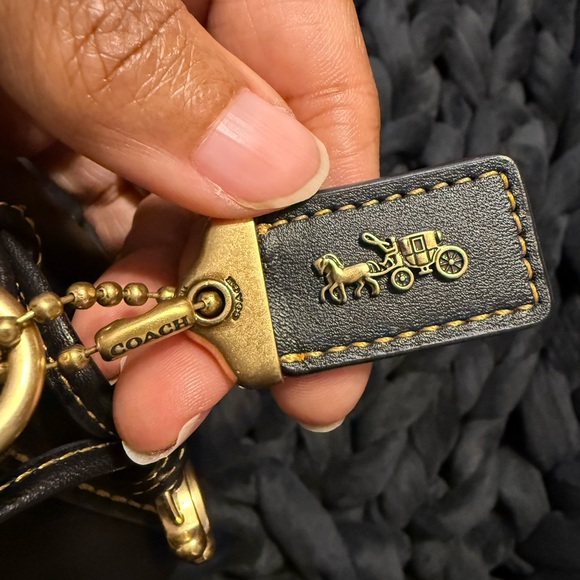 Camila Bucket Bag - Picture 15 of 16